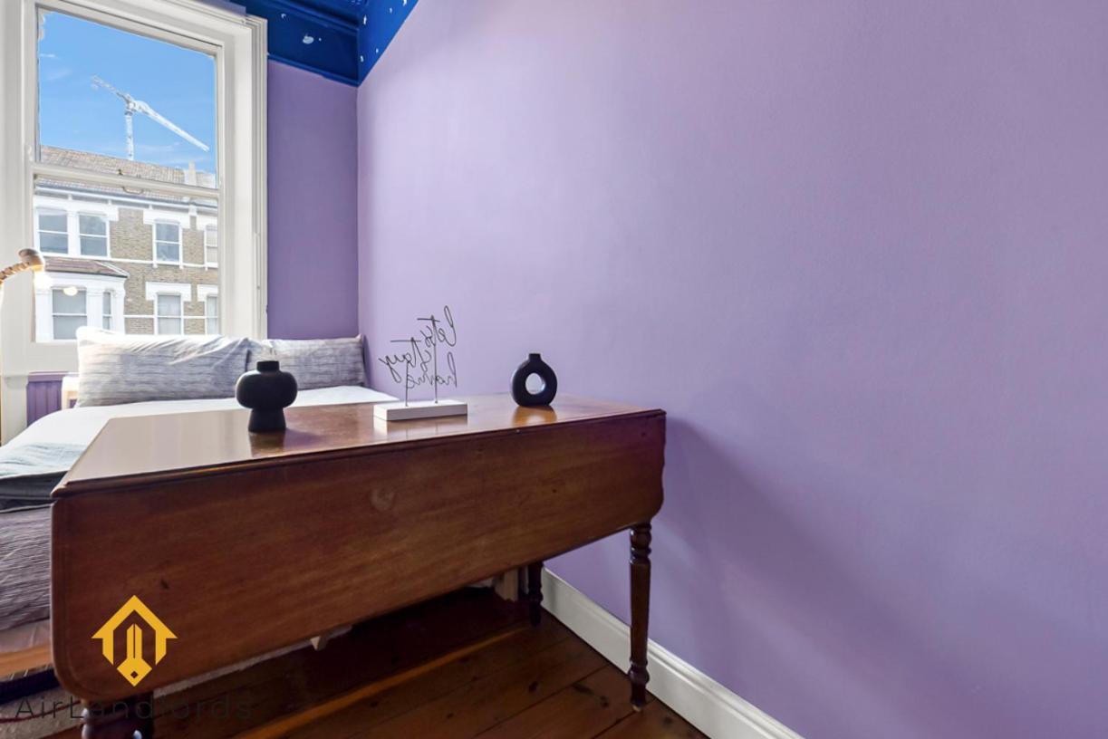 Peaceful 2-Bedroom Flat Near Queens Park Station ロンドン エクステリア 写真